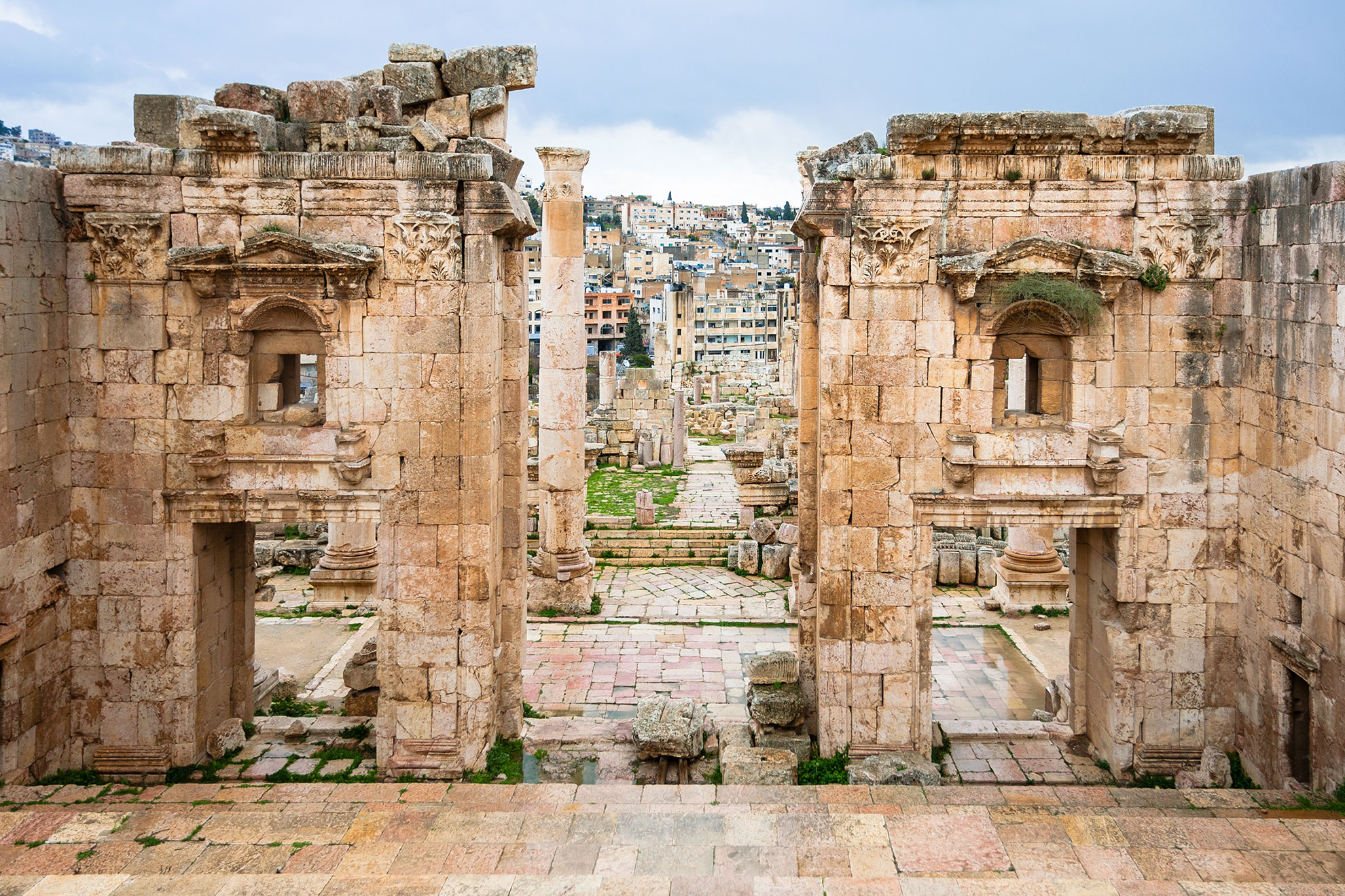 Brama Artemidy w świątyni w mieście  Gerasa, Jordania